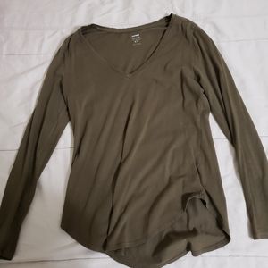 Old Navy Relaxed Long Sleeve V-neck Tee